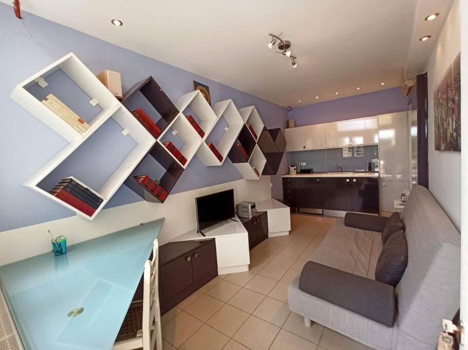 Takis & Machi House Apartment Rafína Екстериор снимка