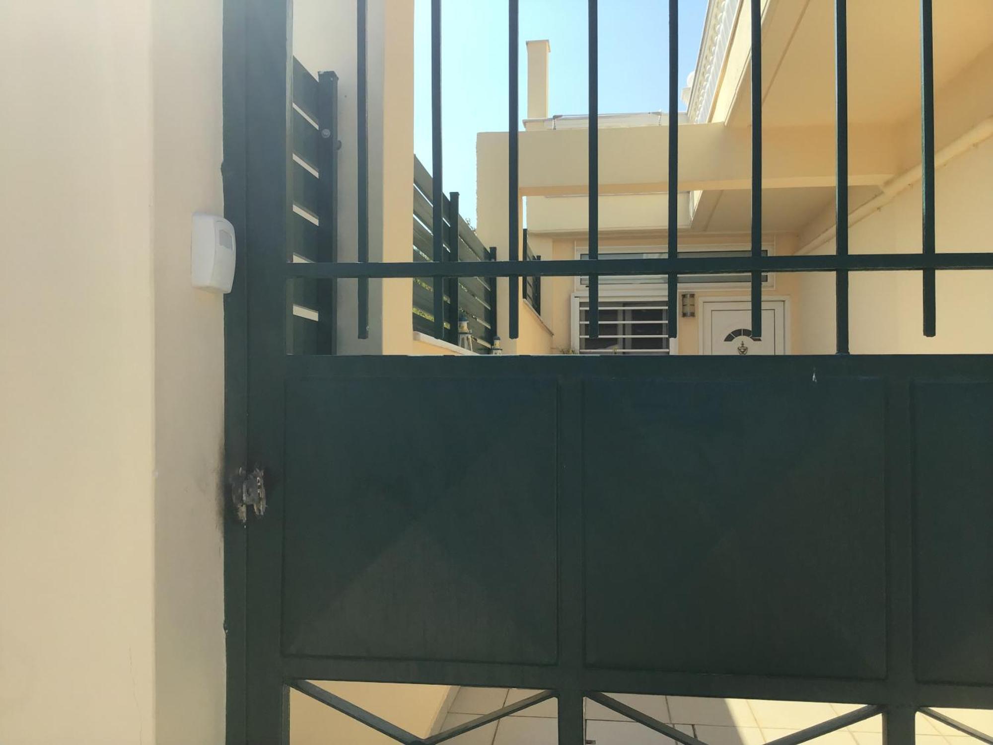 Takis & Machi House Apartment Rafína Екстериор снимка